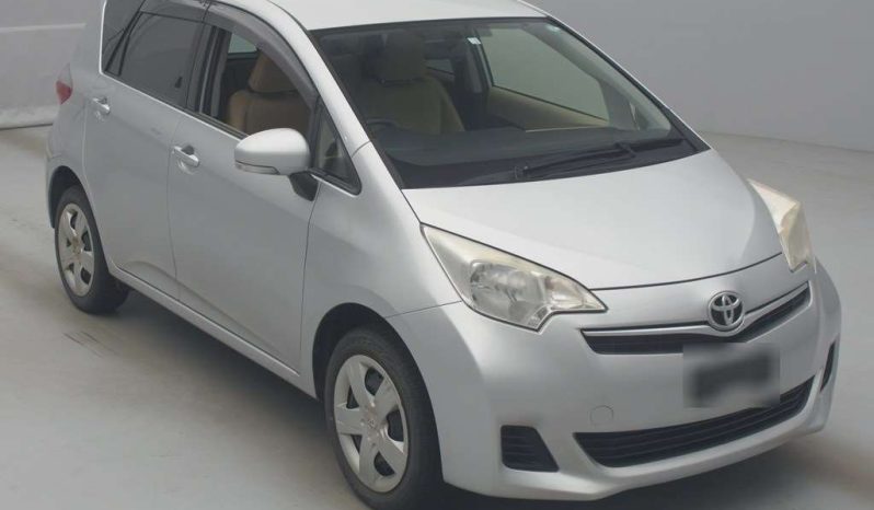 TOYOTA RACTIS full