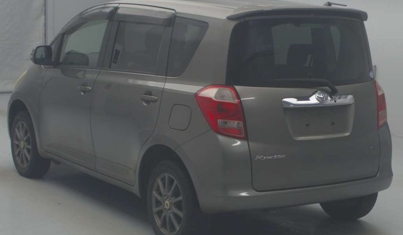 TOYOTA RACTIS full