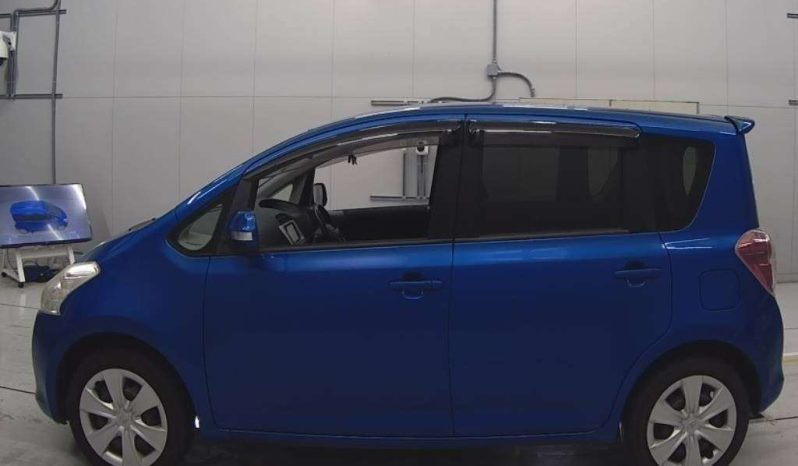 TOYOTA RACTIS full