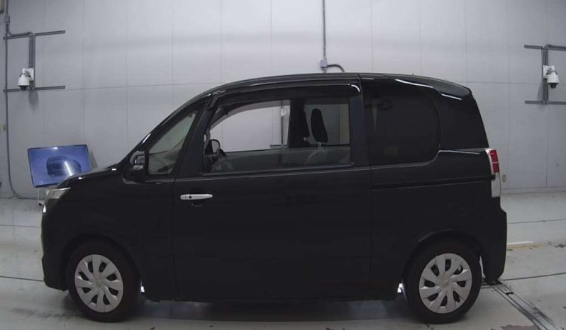 TOYOTA SPADE full