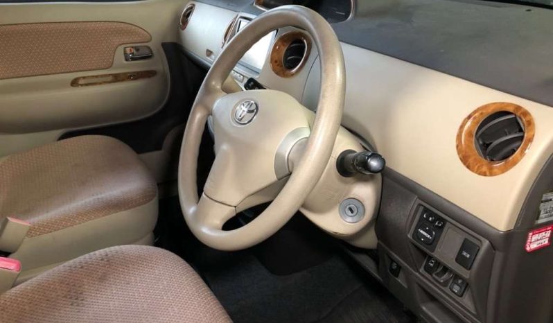TOYOTA SIENTA full