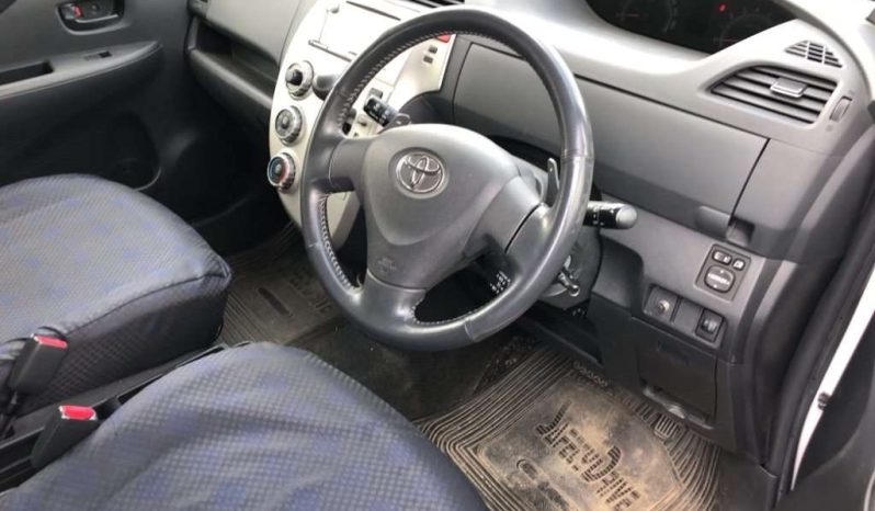 TOYOTA RACTIS full