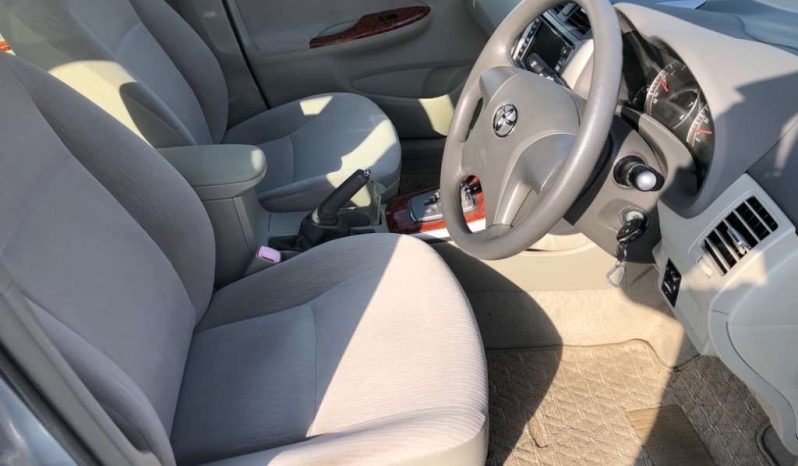 TOYOTA COROLLA AXIO full