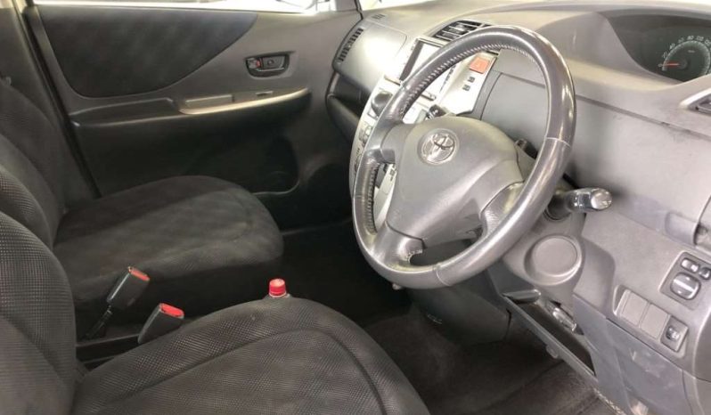 TOYOTA RACTIS full