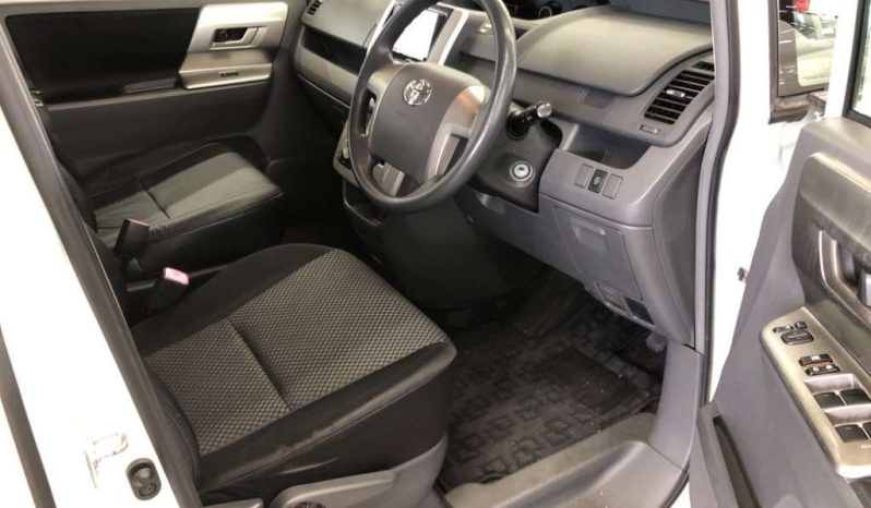 TOYOTA NOAH full