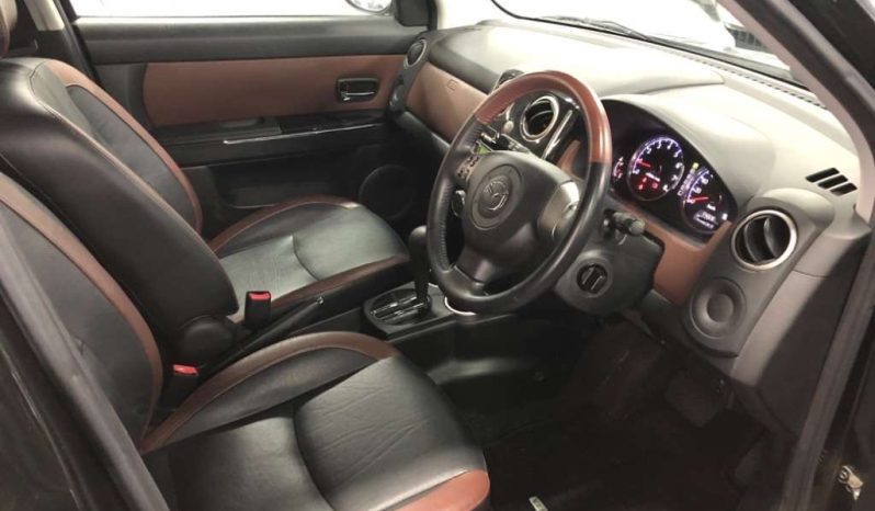 MAZDA VERISA full