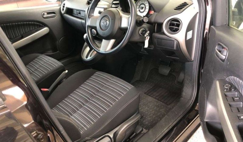 MAZDA DEMIO full