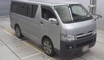 TOYOTA HIACE VAN full