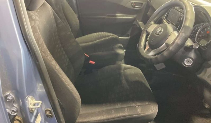 TOYOTA RACTIS full