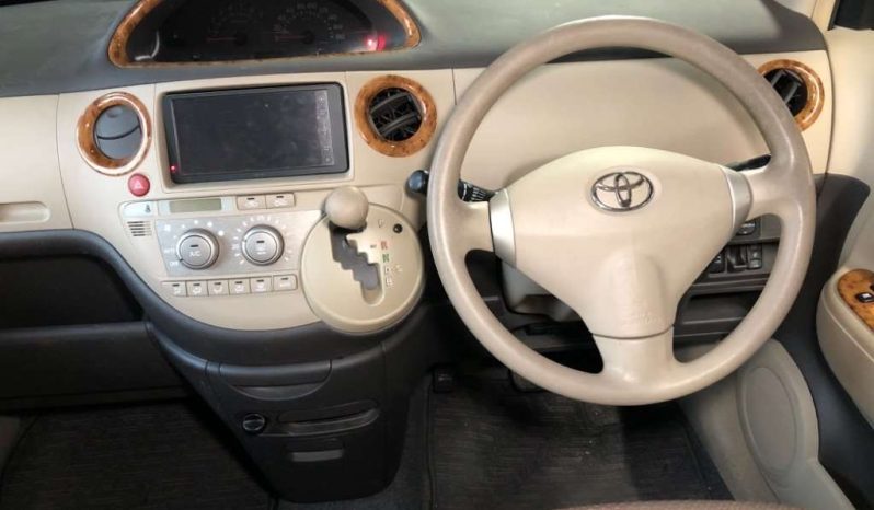 TOYOTA SIENTA full