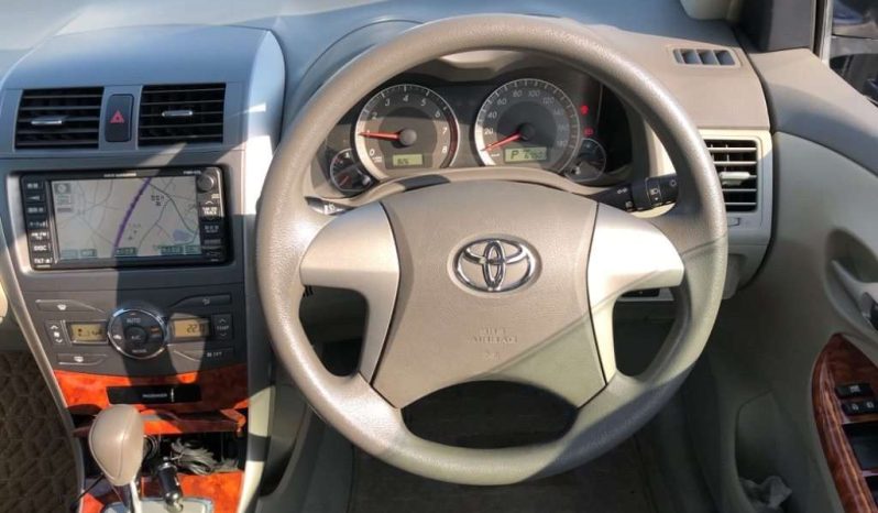 TOYOTA COROLLA AXIO full