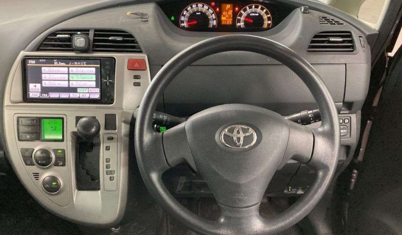 TOYOTA RACTIS full