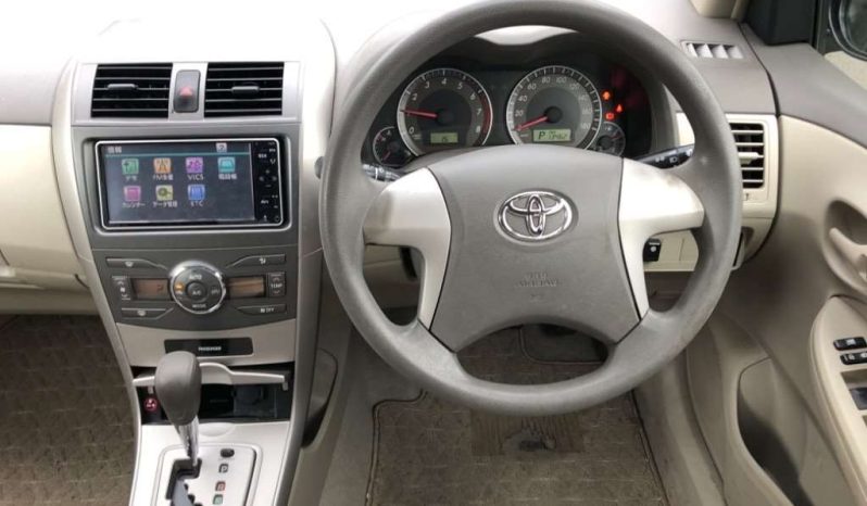 TOYOTA COROLLA AXIO full