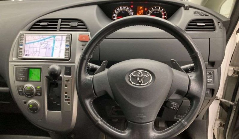 TOYOTA RACTIS full