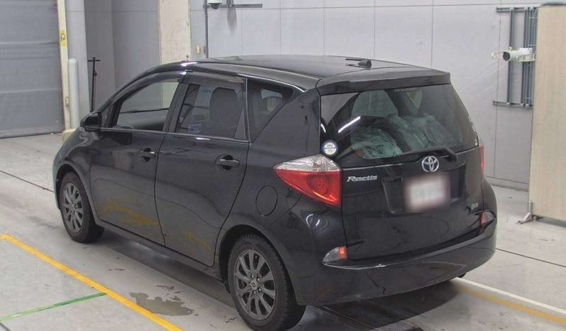 TOYOTA RACTIS full