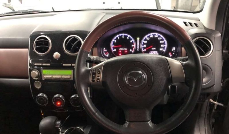 MAZDA VERISA full