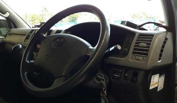 TOYOTA HIACE VAN full