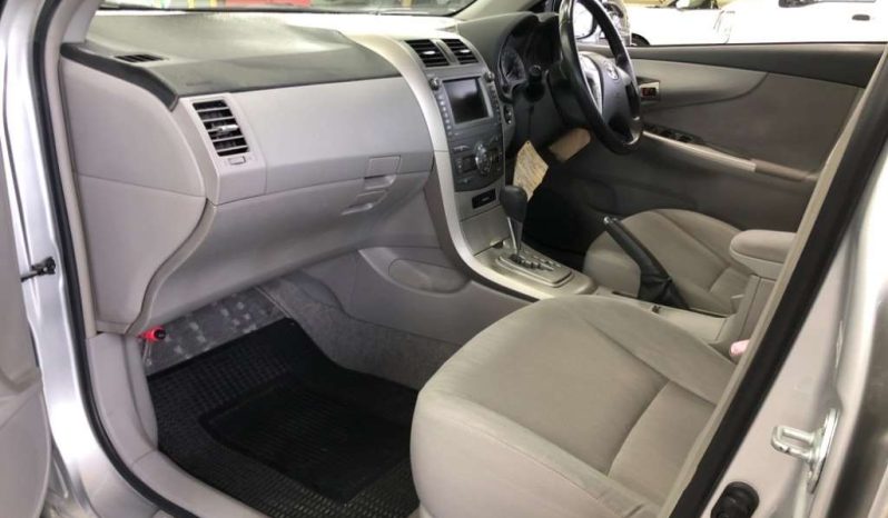 TOYOTA COROLLA AXIO full