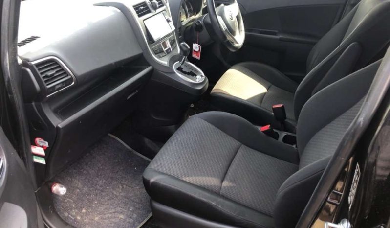 TOYOTA RACTIS full