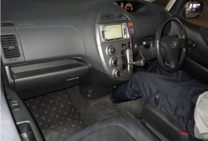 TOYOTA RACTIS full