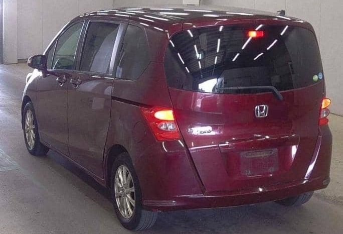 HONDA FREED full