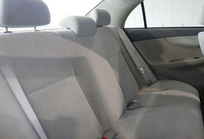 TOYOTA COROLLA AXIO full