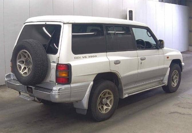 MITSUBISHI PAJERO full
