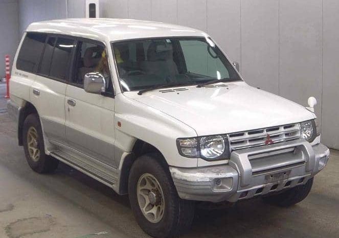 MITSUBISHI PAJERO full