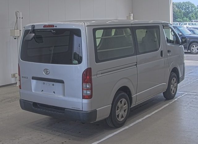TOYOTA HIACE full