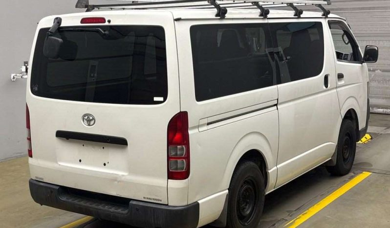 TOYOTA HIACE VAN full