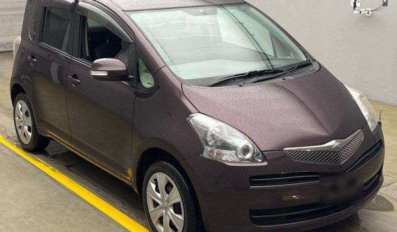 TOYOTA RACTIS full