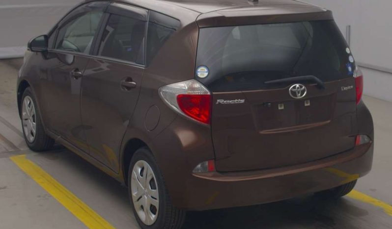 TOYOTA RACTIS full