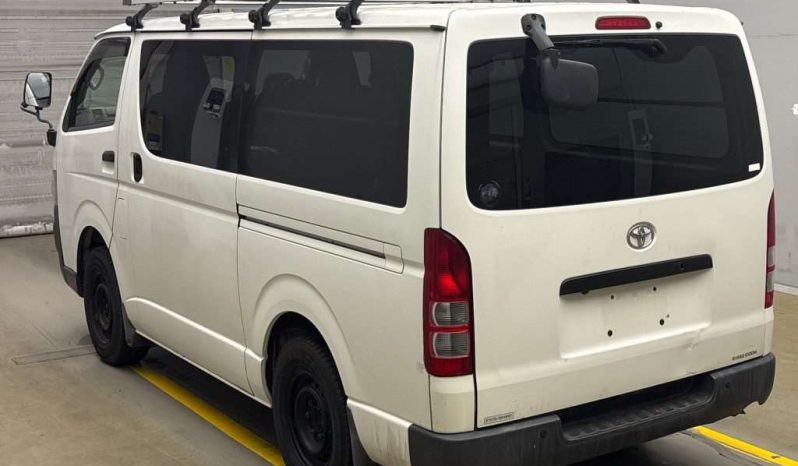 TOYOTA HIACE VAN full