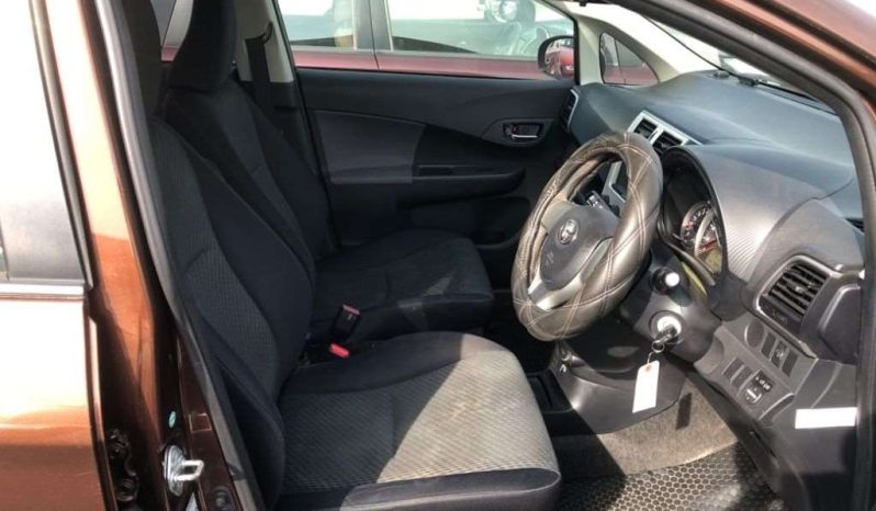 TOYOTA RACTIS full