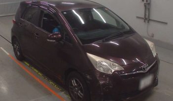 TOYOTA RACTIS full