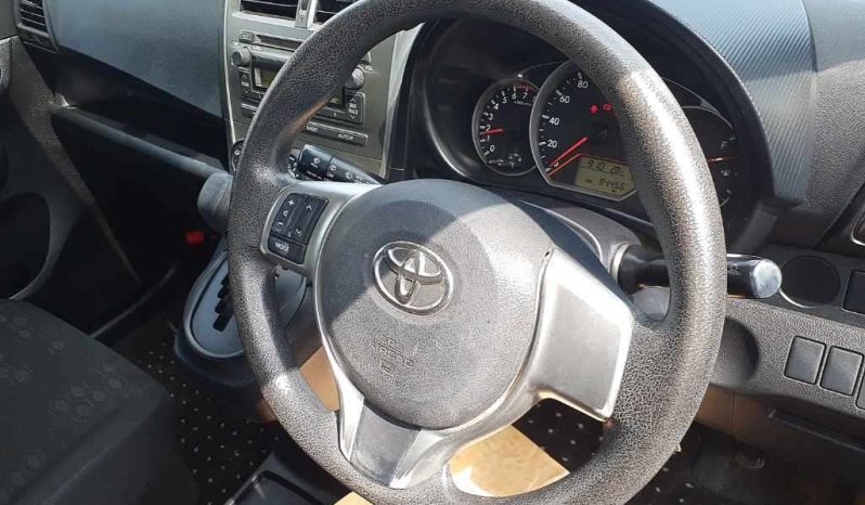 TOYOTA RACTIS full