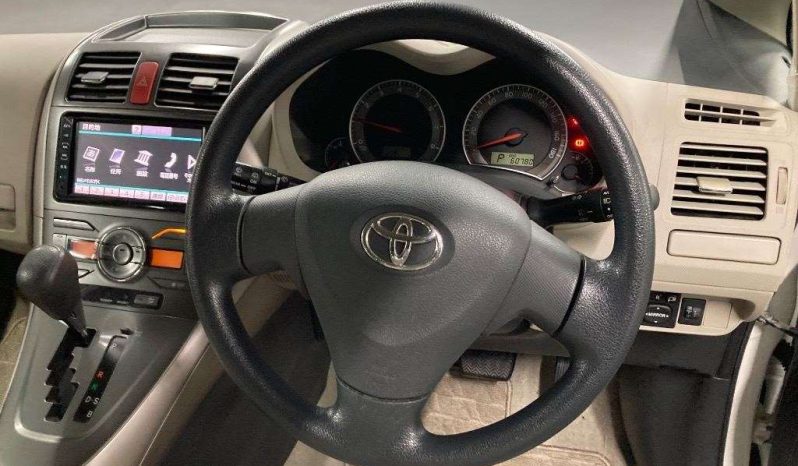TOYOTA AURIS full