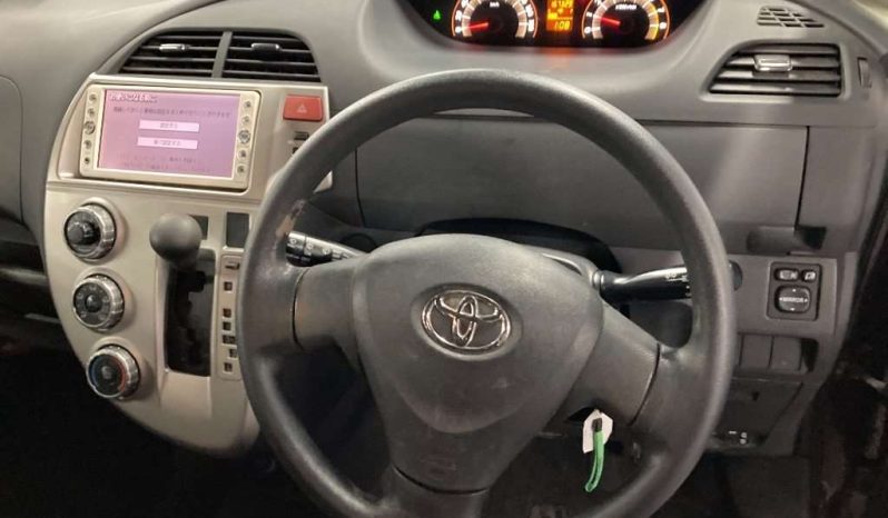 TOYOTA RACTIS full