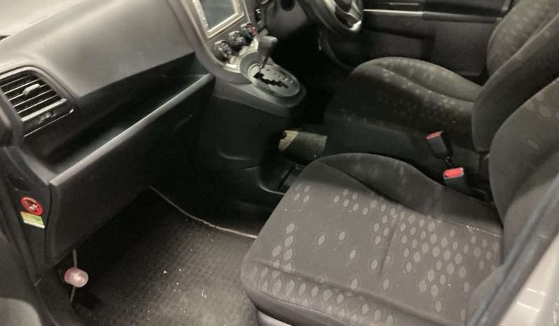 TOYOTA RACTIS full