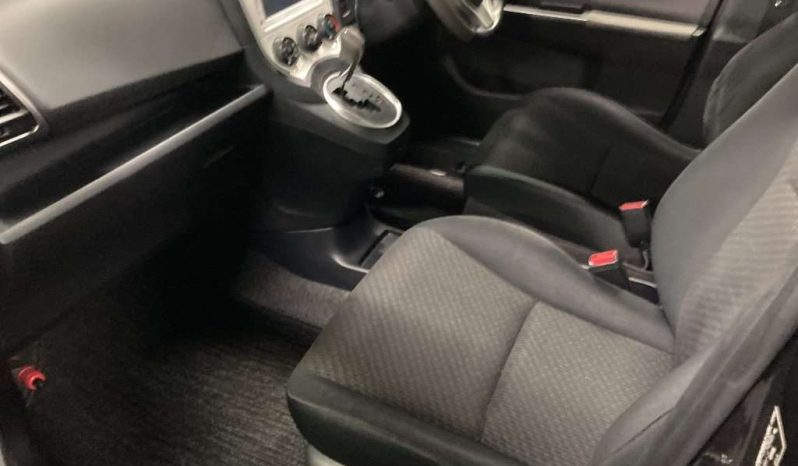 TOYOTA RACTIS full