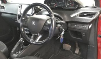PEUGEOT 208 full
