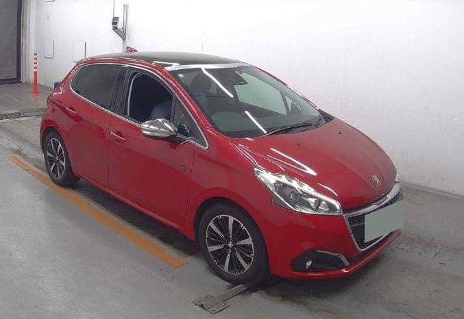 PEUGEOT 208 full