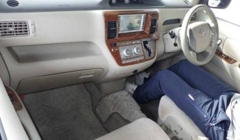 TOYOTA RAUM full