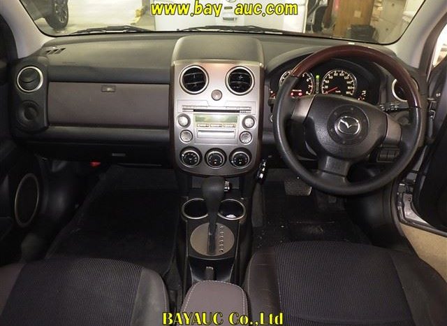 MAZDA VERISA full