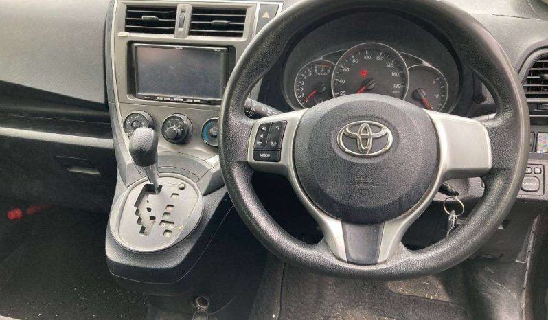 TOYOTA RACTIS full
