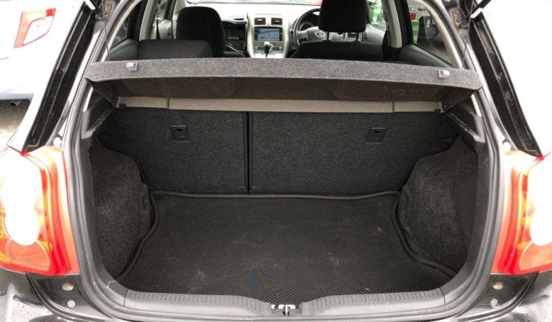 TOYOTA AURIS full
