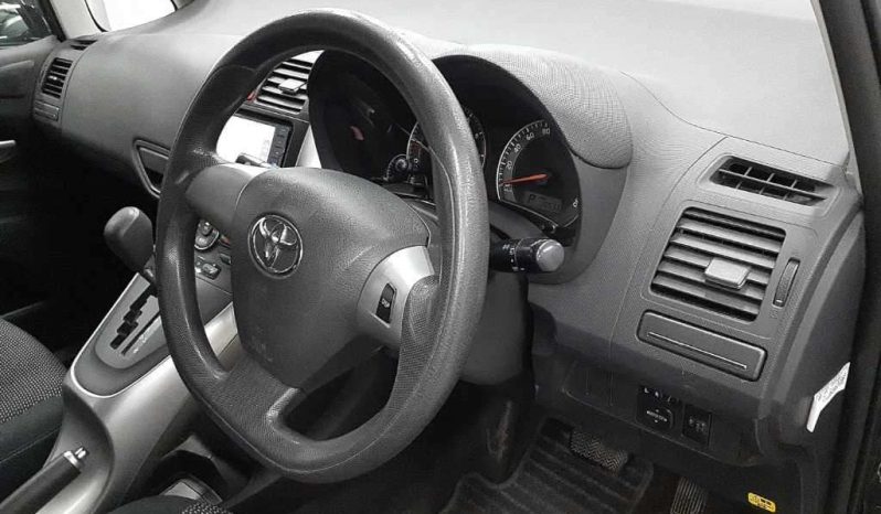 TOYOTA AURIS full