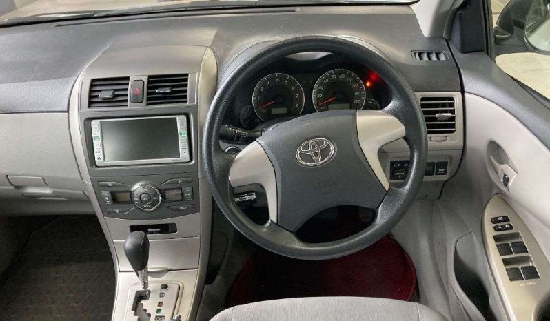 TOYOTA COROLLA AXIO full