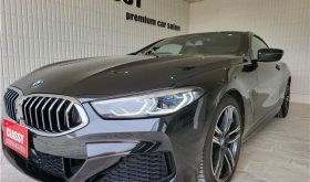 BMW 8 SERIES