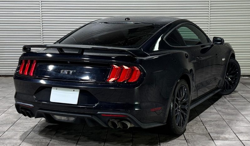 FORD MUSTANG full